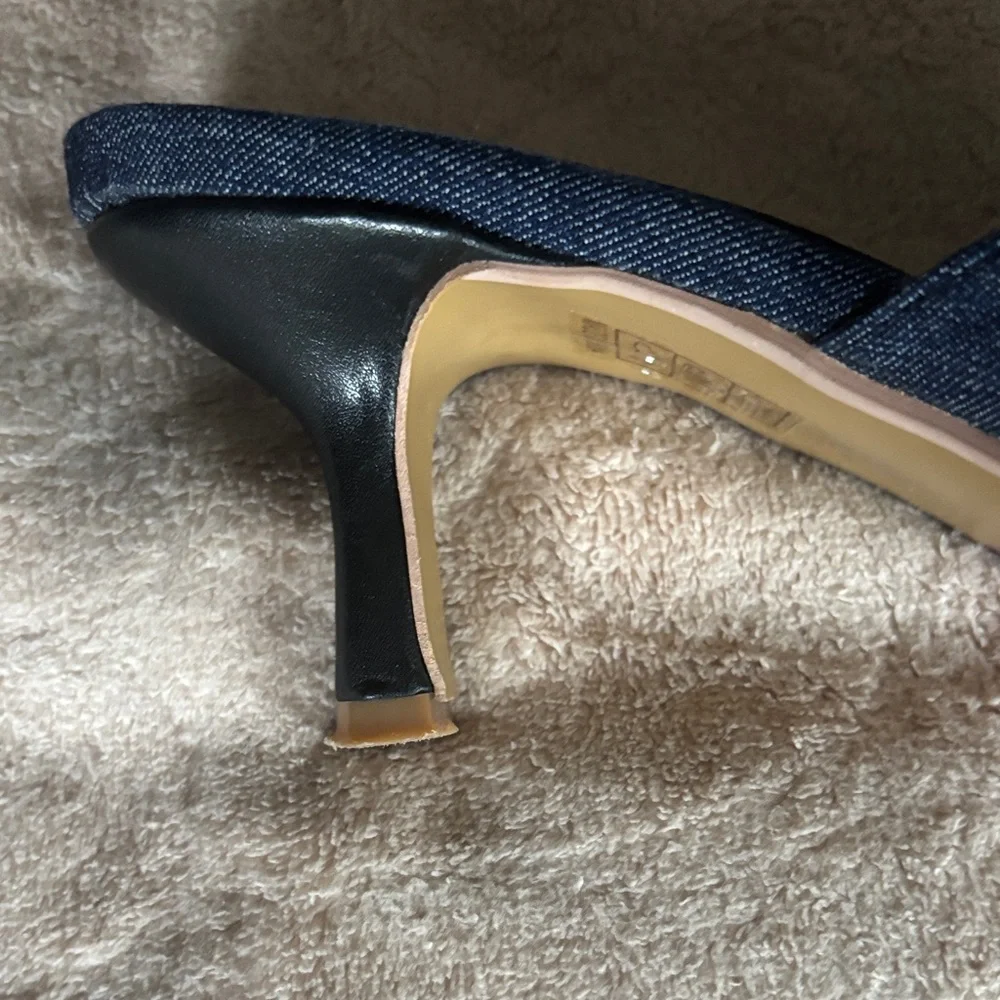 1 3/4” Dark Navy Mules w/ Bow Detail 
US Size 7.5   EU Size 38 - Picture 4 of 7